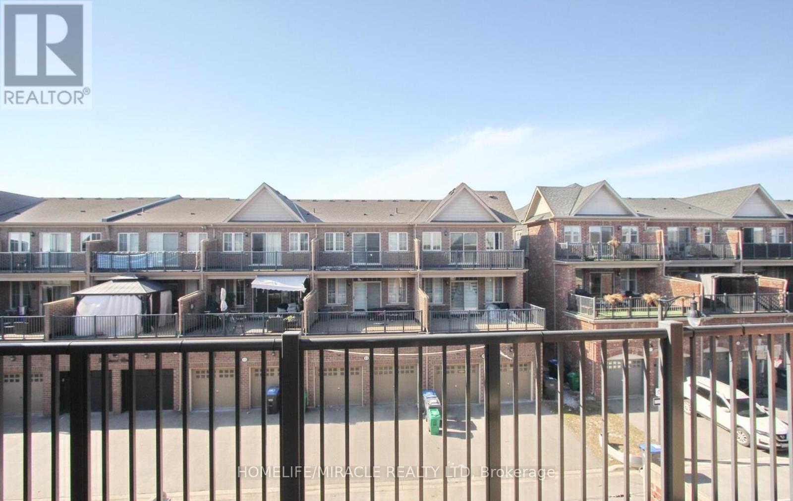 12 Remembrance Road, Brampton, Ontario  L7A 4Z1 - Photo 30 - W12185079