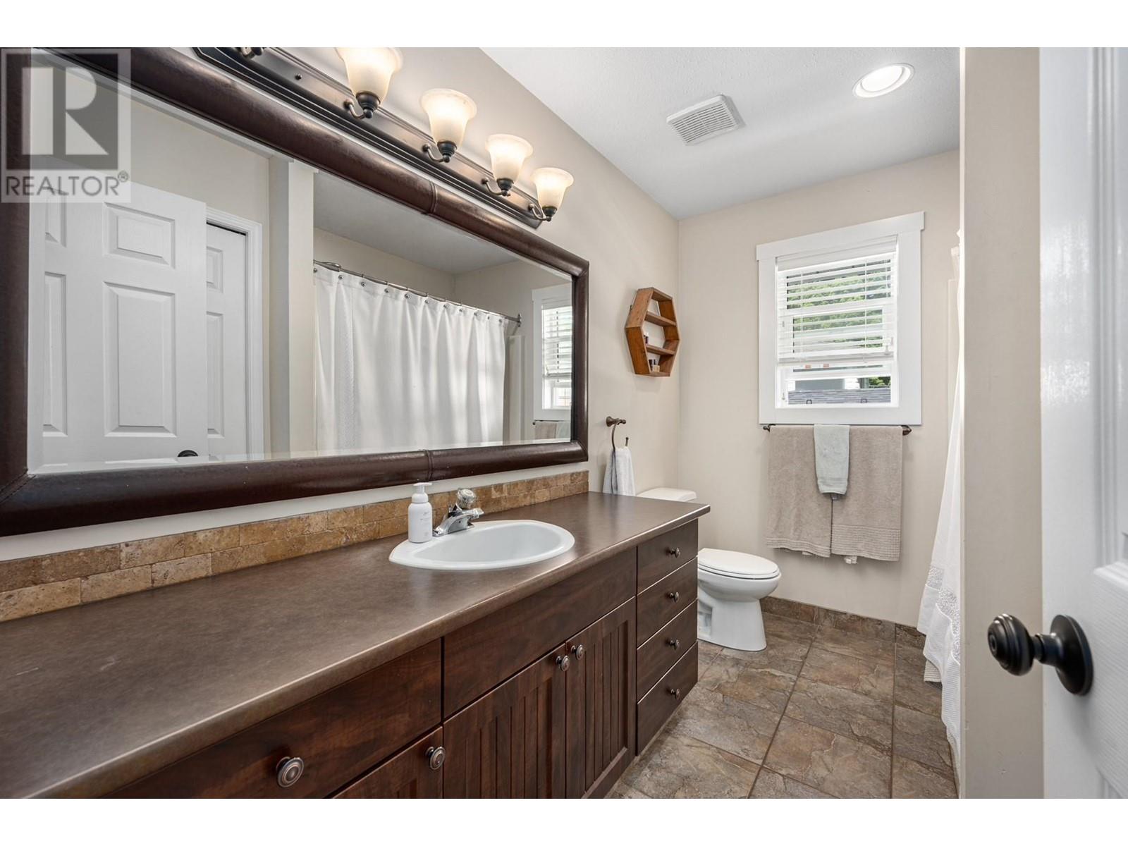Property at 2073 SENTRY Place image 3