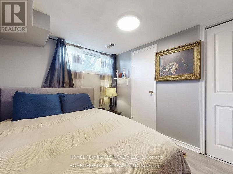 374 Book Road, Grimsby, Ontario  L3M 2M6 - Photo 33 - X12186098