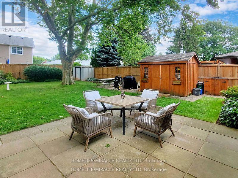 374 Book Road, Grimsby, Ontario  L3M 2M6 - Photo 37 - X12186098