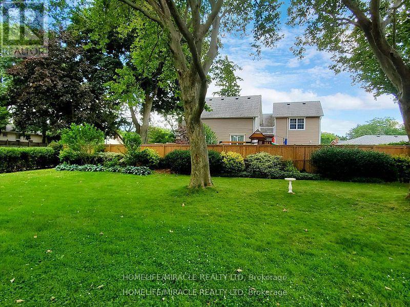 374 Book Road, Grimsby, Ontario  L3M 2M6 - Photo 38 - X12186098