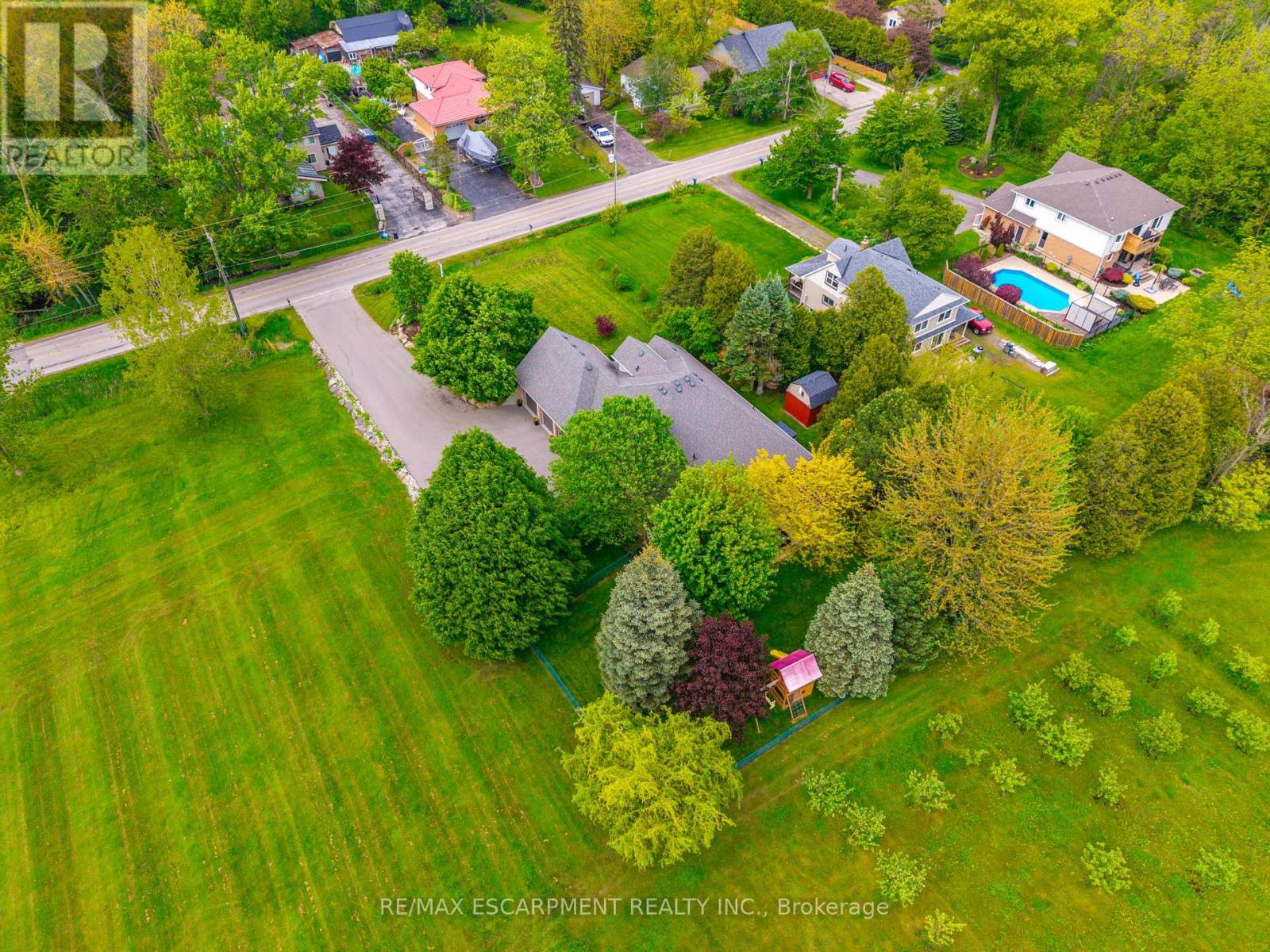 248 4th Concession Road W, Hamilton, Ontario  L8B 1J3 - Photo 46 - X12186102