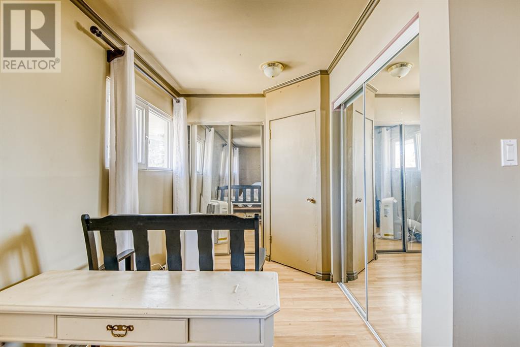 9645 Hillcrest Drive, Grande Prairie, Alberta  T8V 1A9 - Photo 18 - A2211943