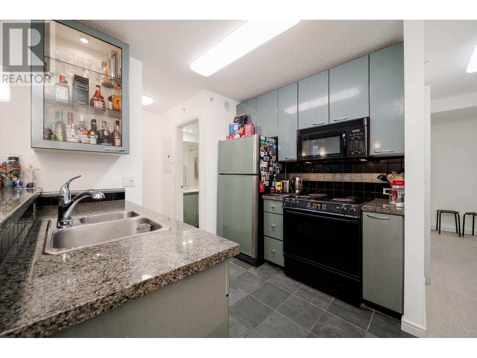 305 1068 Hornby Street, Vancouver, British Columbia  V6Z 2Y7 - Photo 10 - R3009418