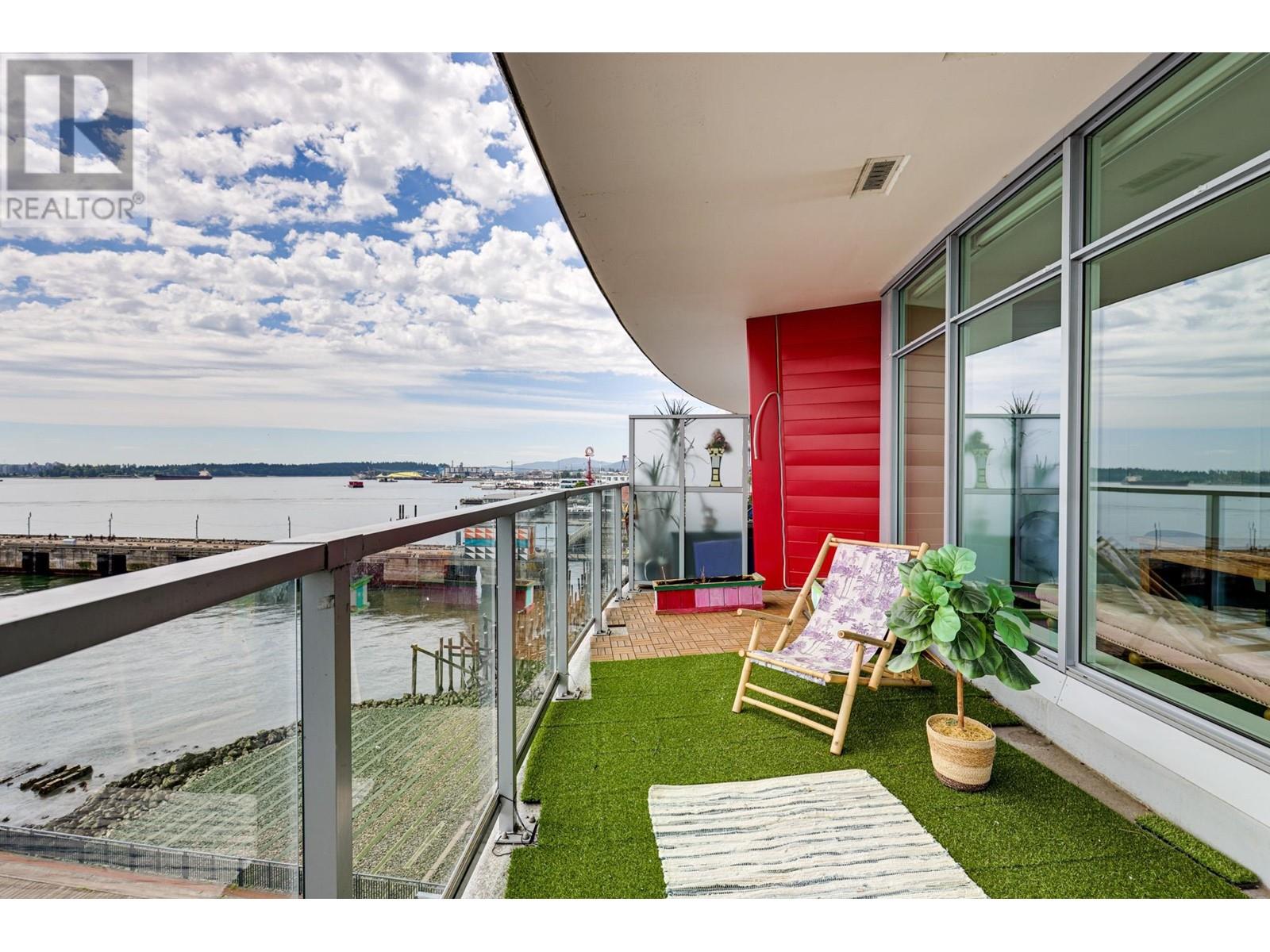 501 185 Victory Ship Way, North Vancouver, British Columbia  V7L 0G2 - Photo 27 - R3009428