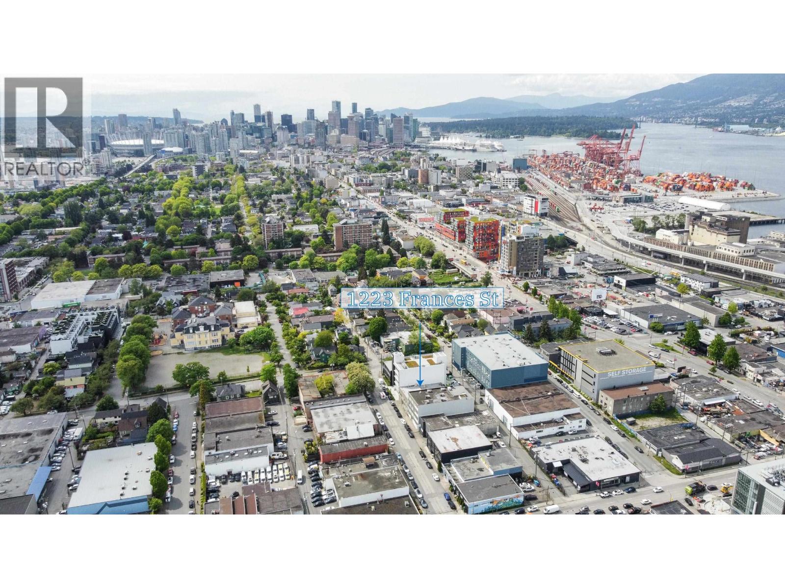 1223 Frances Street, Vancouver, British Columbia  V6A 1Z4 - Photo 2 - C8069607