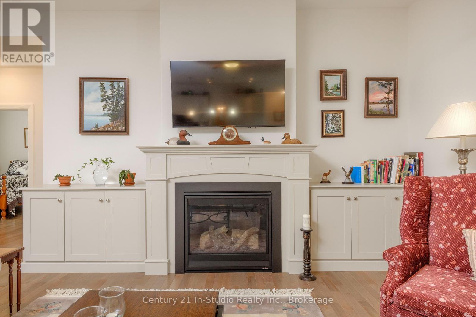 417 Mccullough Crescent, Kincardine, Ontario  N2Z 0A8 - Photo 6 - X12186123