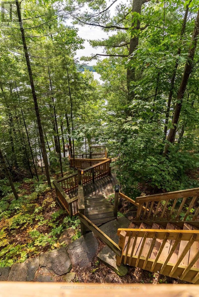 148 Golden Pheasant Drive, Huntsville, Ontario  P1H 1B3 - Photo 38 - X12186134