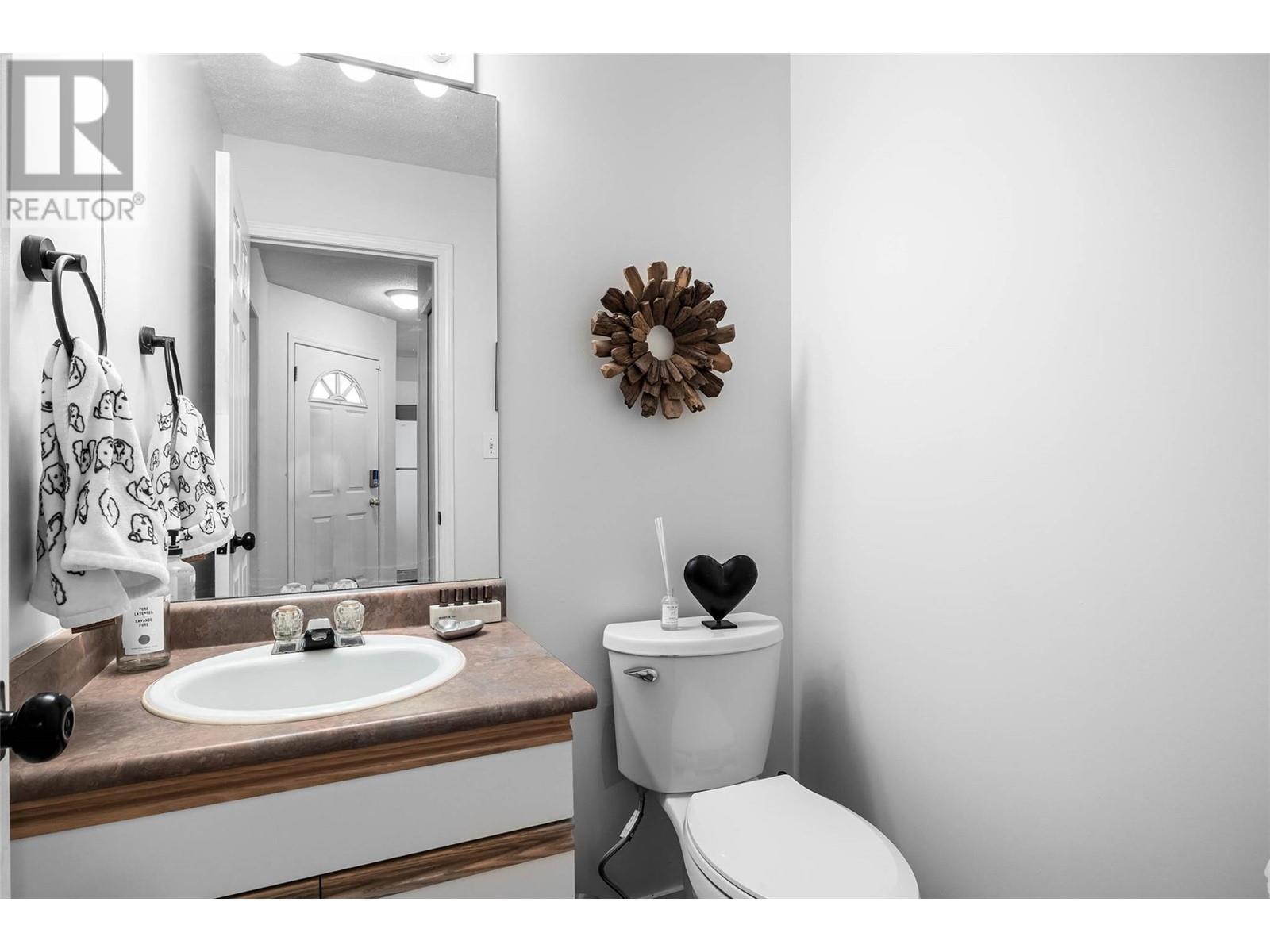 1920 HUGH ALLAN Drive Unit# 2, Kamloops, BC V1S1Y5