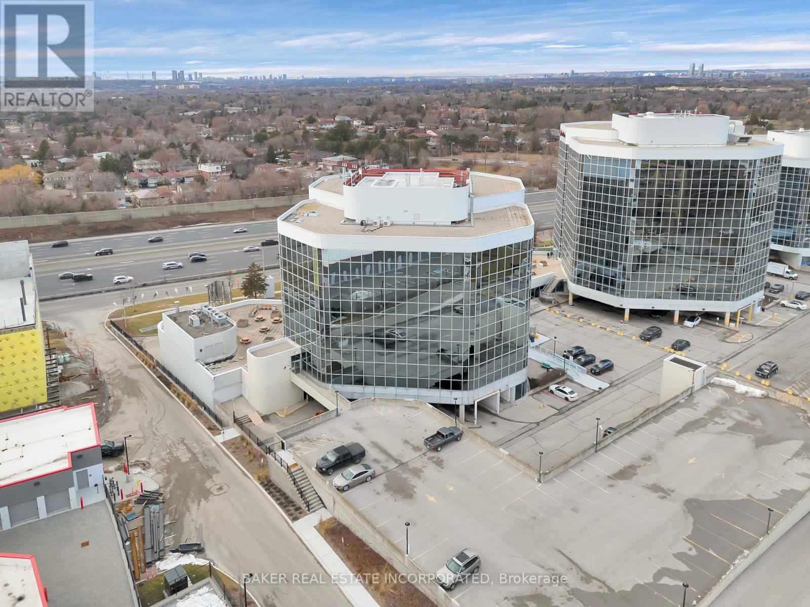 527 - 105 Gordon Baker Road, Toronto, Ontario  M2H 3P8 - Photo 4 - C12186135