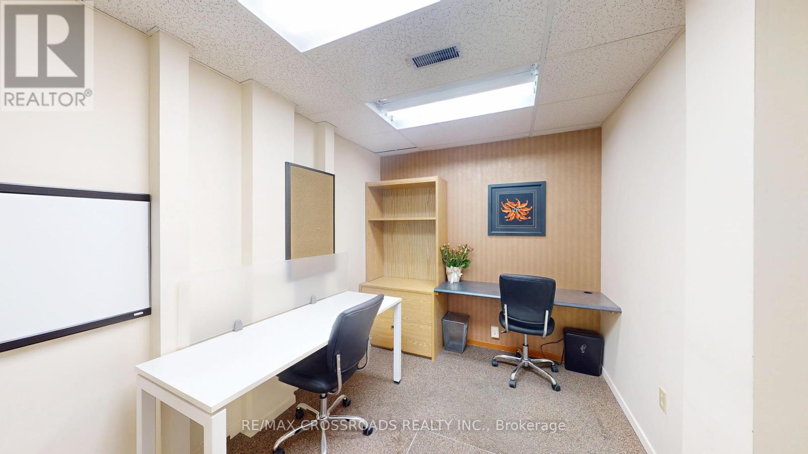 30 - 151 Esna Park Drive, Markham, Ontario  L3R 3B1 - Photo 18 - N12186127