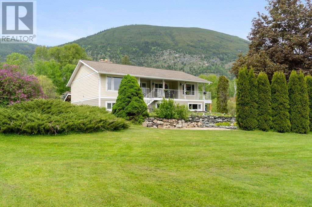 4501 44 Avenue NW, Salmon Arm, British Columbia