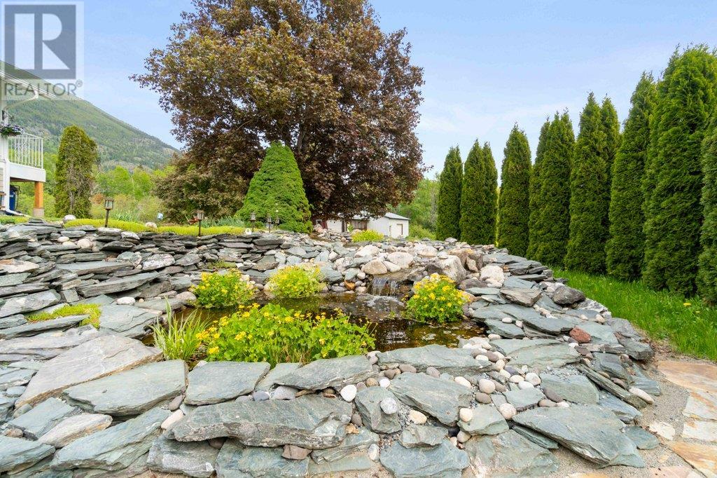 4501 44 Avenue Nw, Salmon Arm, British Columbia  V1E 3A7 - Photo 7 - 10347524