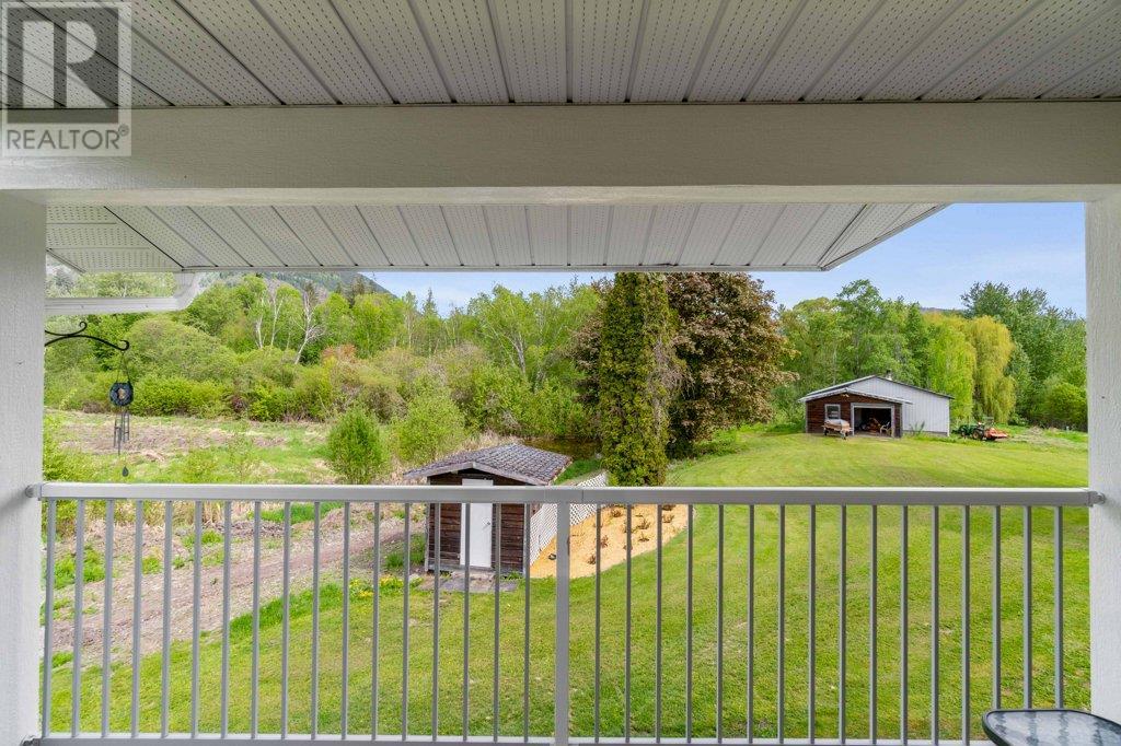 4501 44 Avenue NW, Salmon Arm, BC V1E3A7