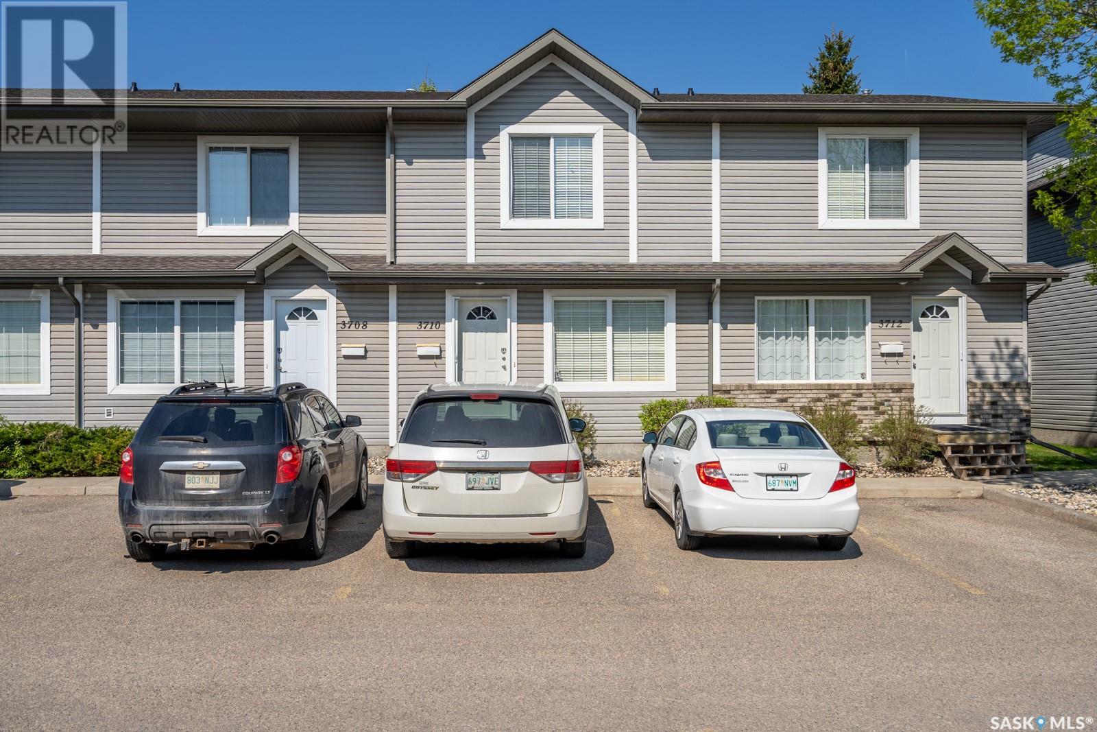 3710 7th AVENUE E, regina, Saskatchewan