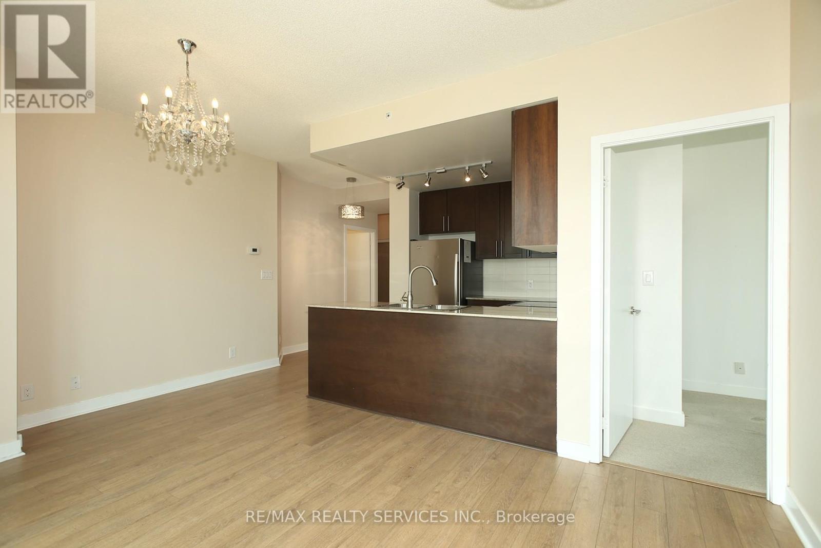 1411 - 3985 Grand Park Drive, Mississauga, Ontario  L5B 0H8 - Photo 10 - W12186136