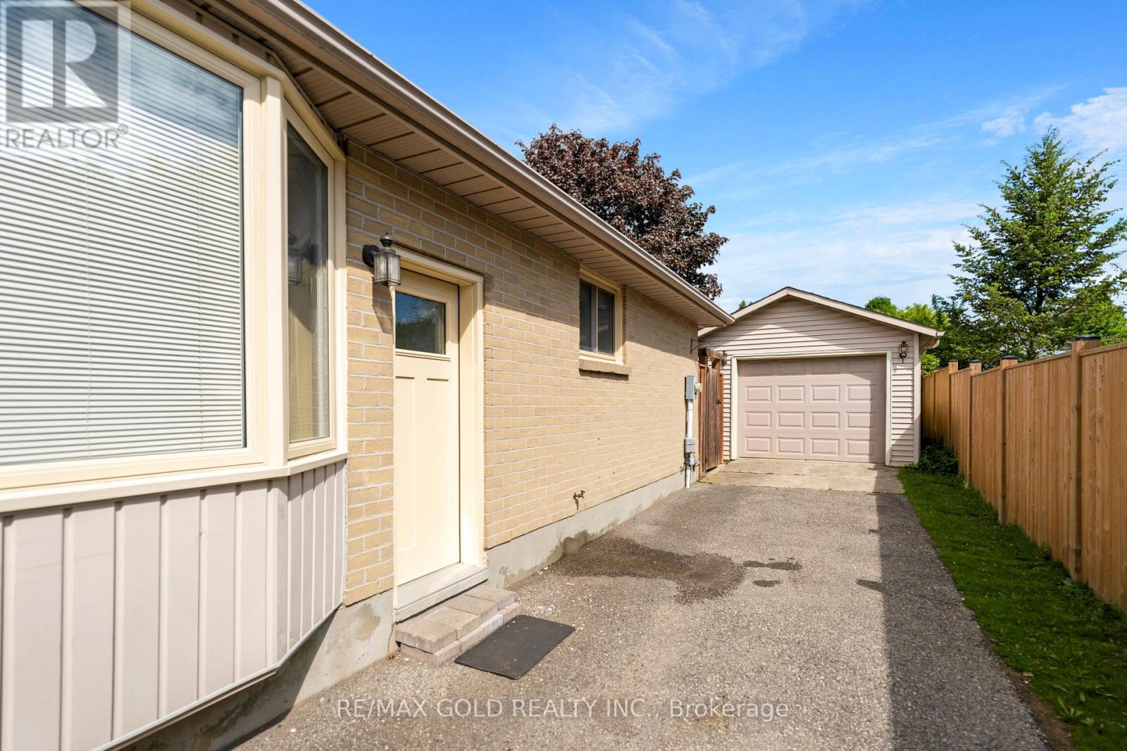 92 Ardsley Road, London North (North I), Ontario  N6G 3W4 - Photo 29 - X12186128