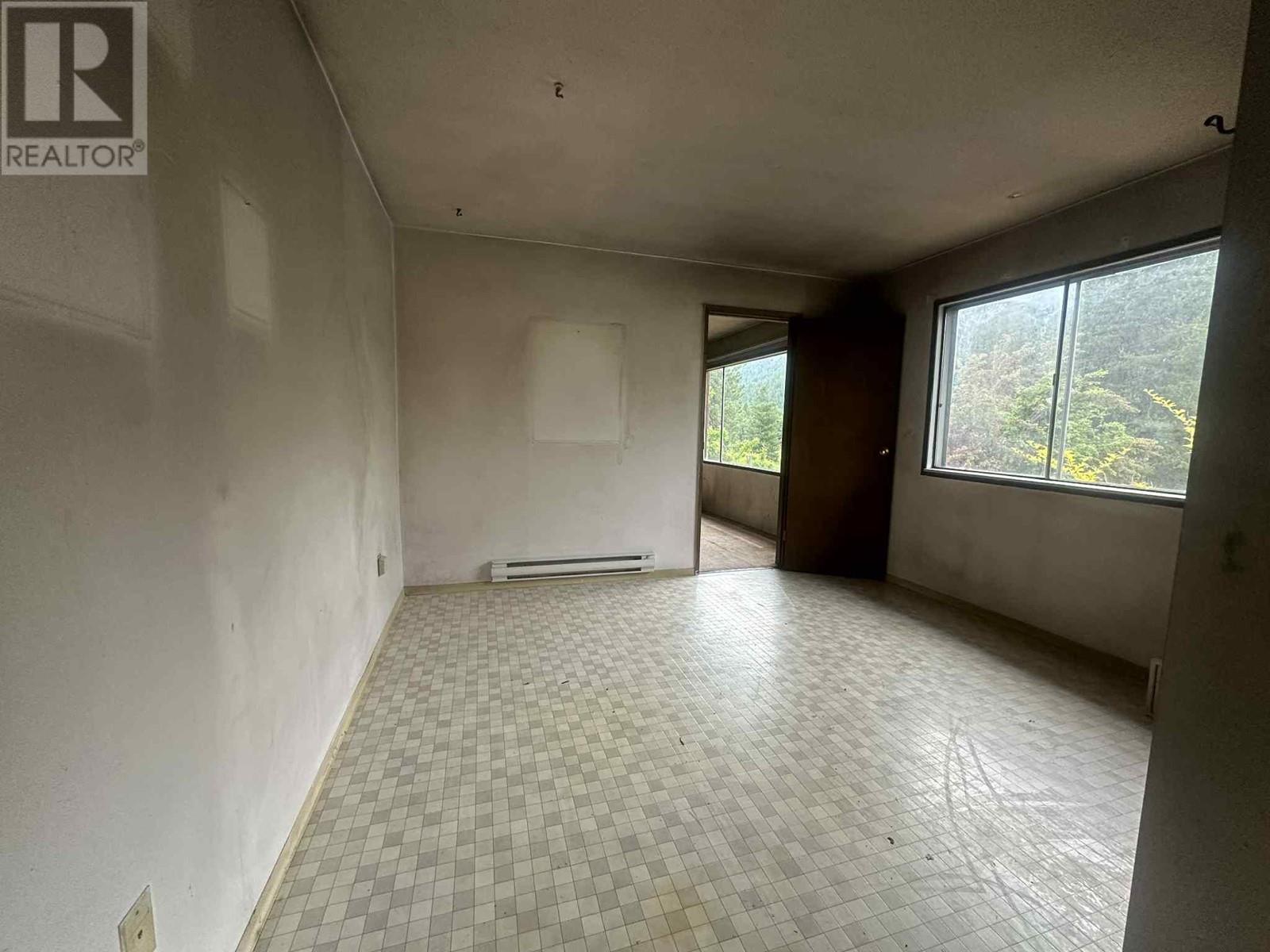 3688 Mckenzie Road, Krestova, British Columbia  V0G 1H2 - Photo 24 - 10350171