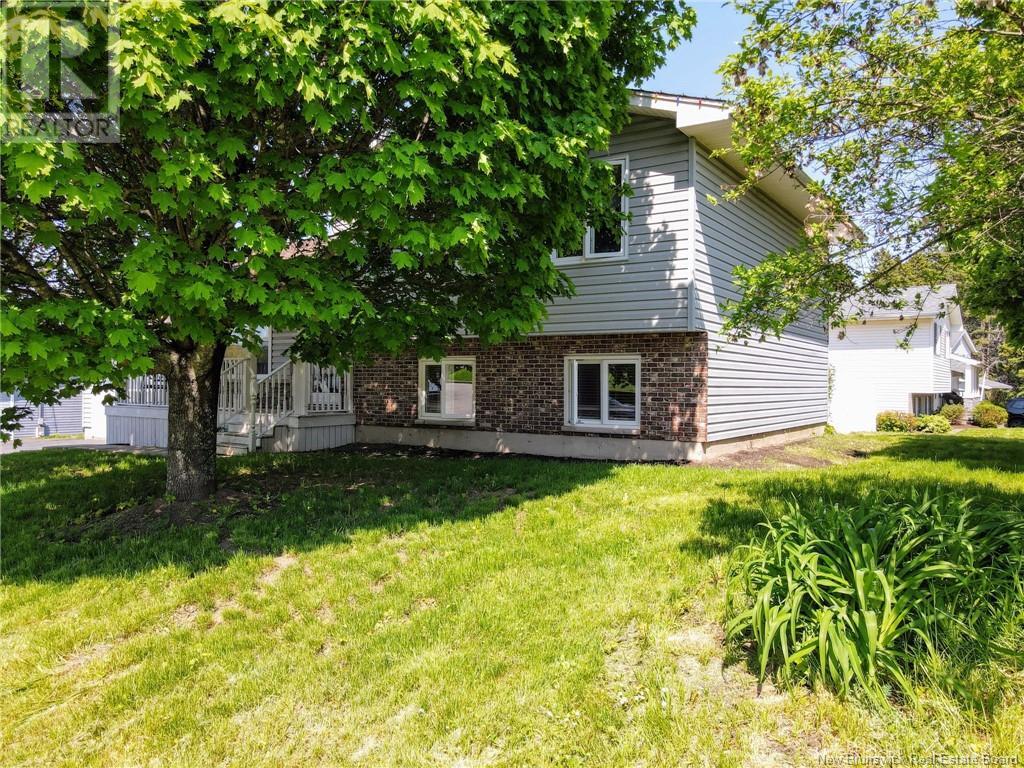 Property at 5 Briardale Drive image 2