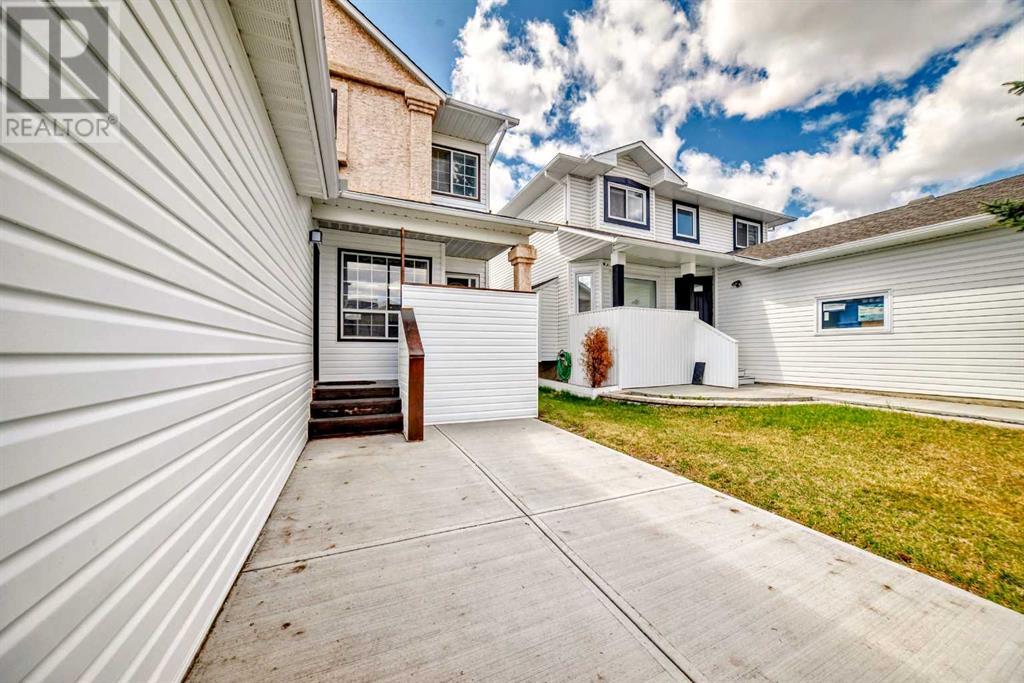 Property at 53 Coventry Close NE image 3