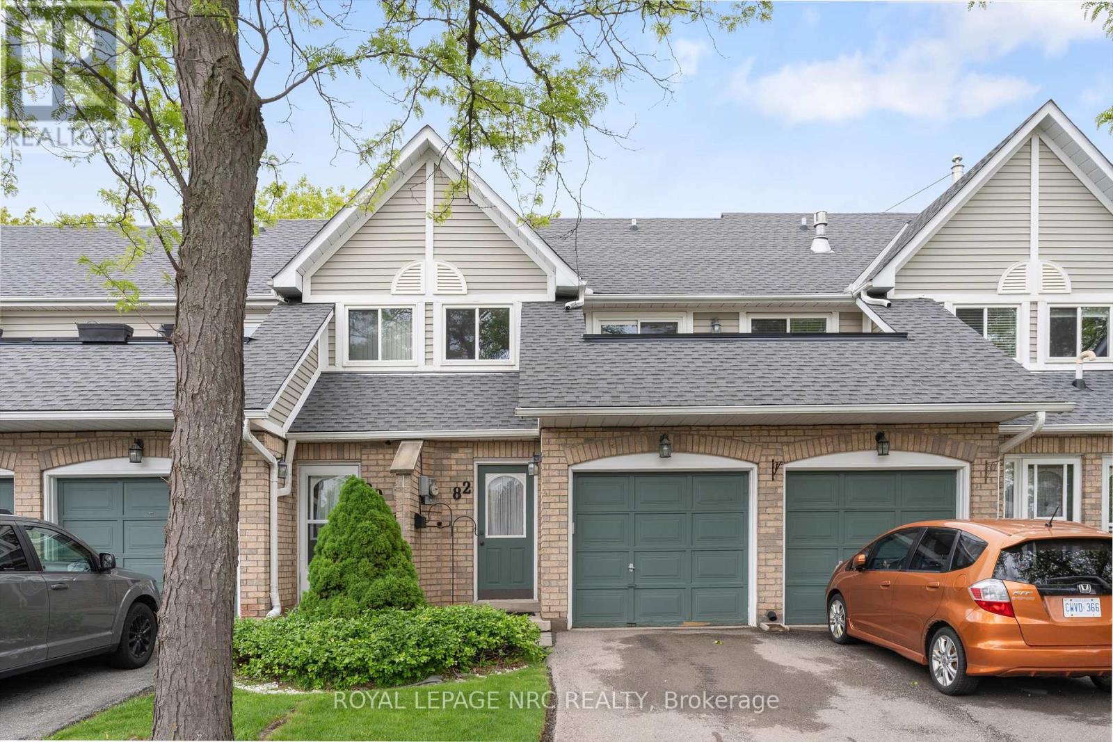 82 - 2530 Northampton Boulevard, Burlington, Ontario  L7M 4B4 - Photo 1 - W12186173