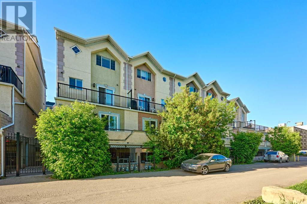 Property at 1535 11 Street SW image 5