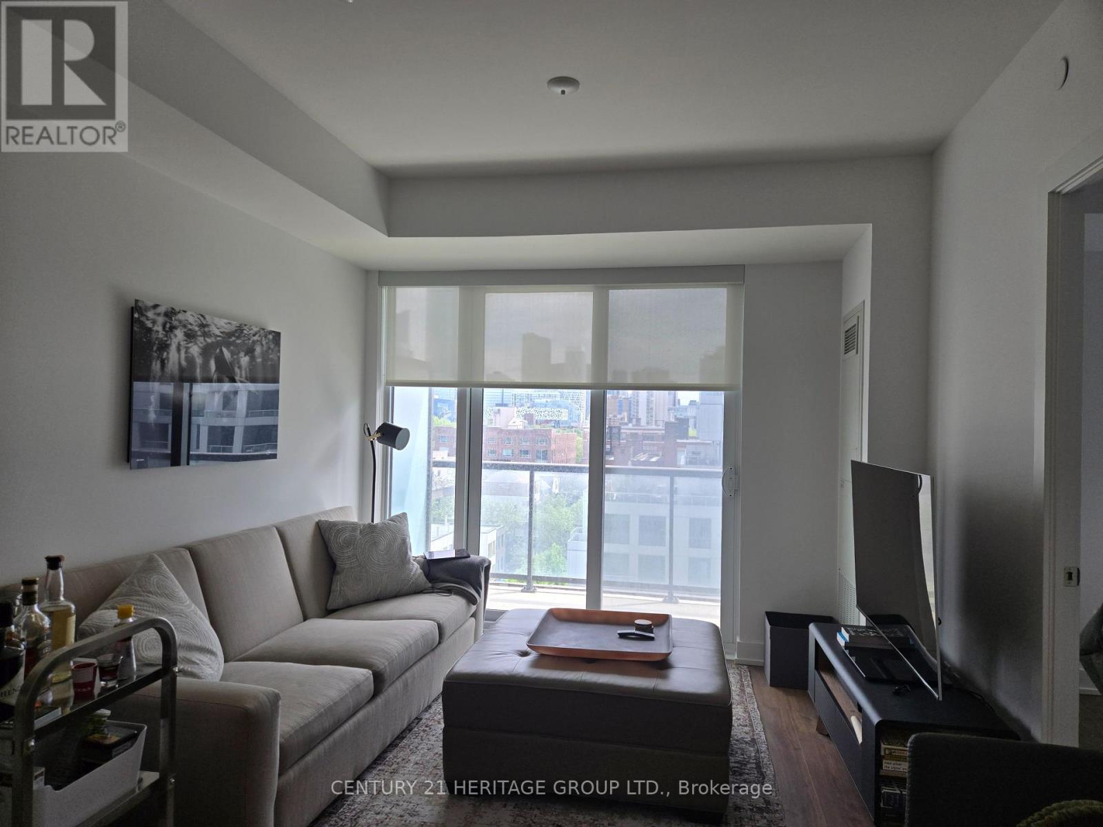 710 - 80 Vanauley Street, Toronto (Kensington-Chinatown), Ontario  M5T 0C9 - Photo 2 - C12186146