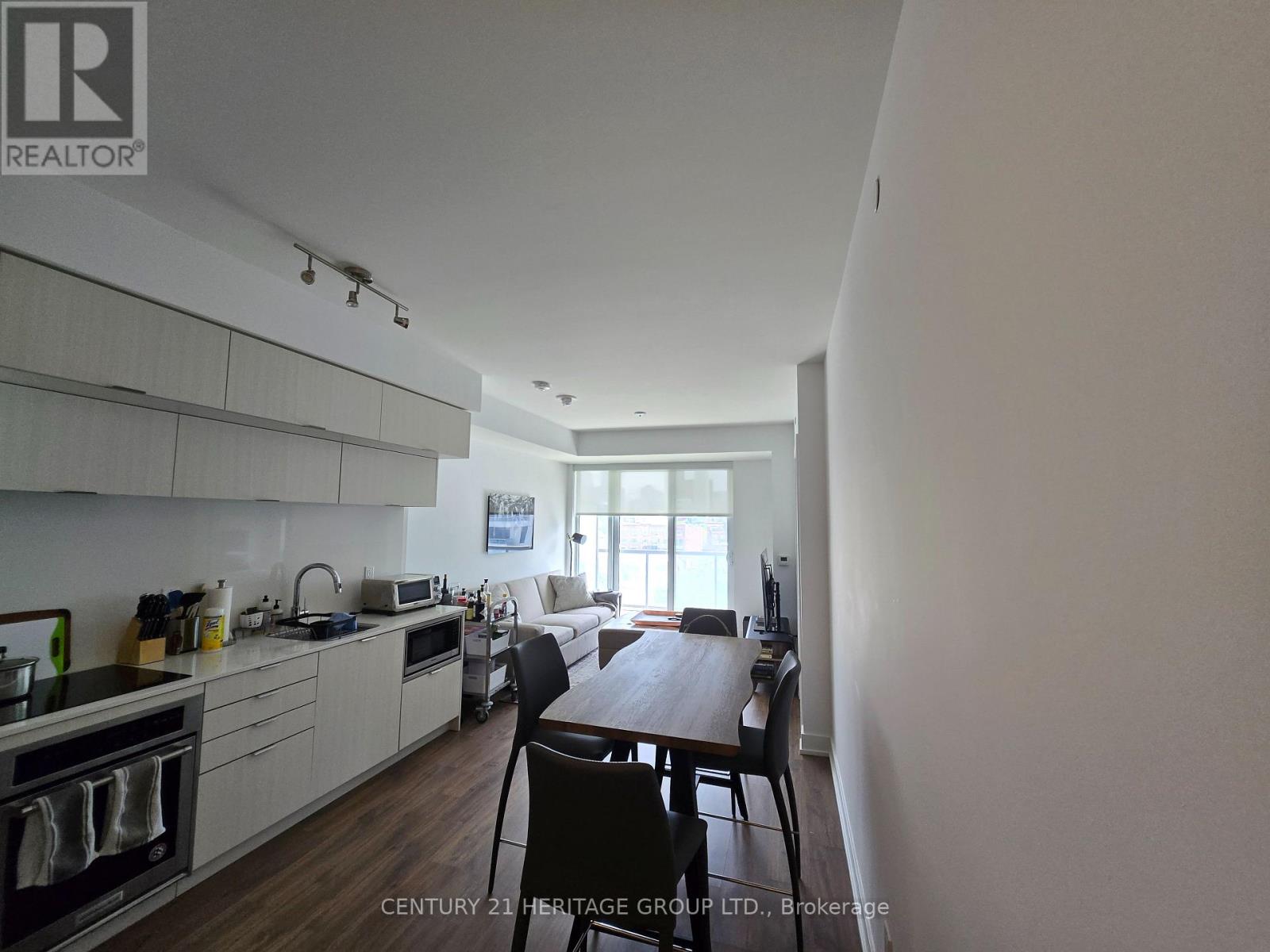 710 - 80 Vanauley Street, Toronto (Kensington-Chinatown), Ontario  M5T 0C9 - Photo 3 - C12186146