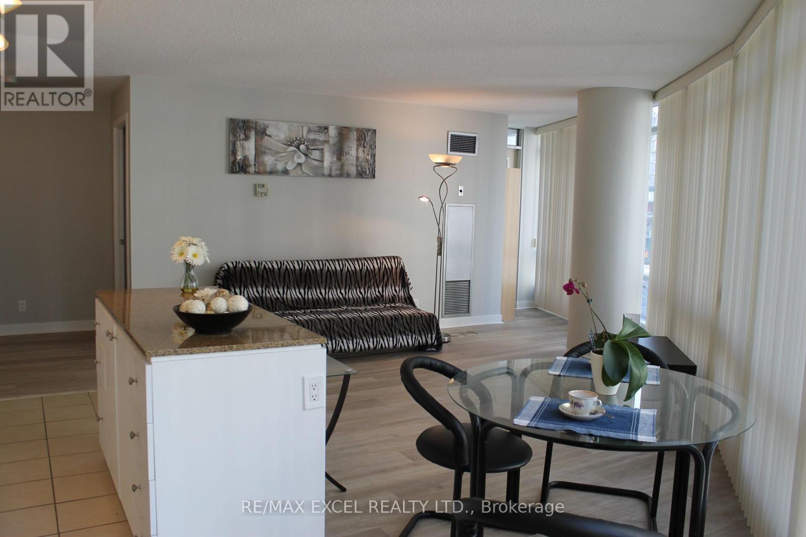 710 - 361 Front Street W, Toronto, Ontario  M5V 3R5 - Photo 3 - C12186152