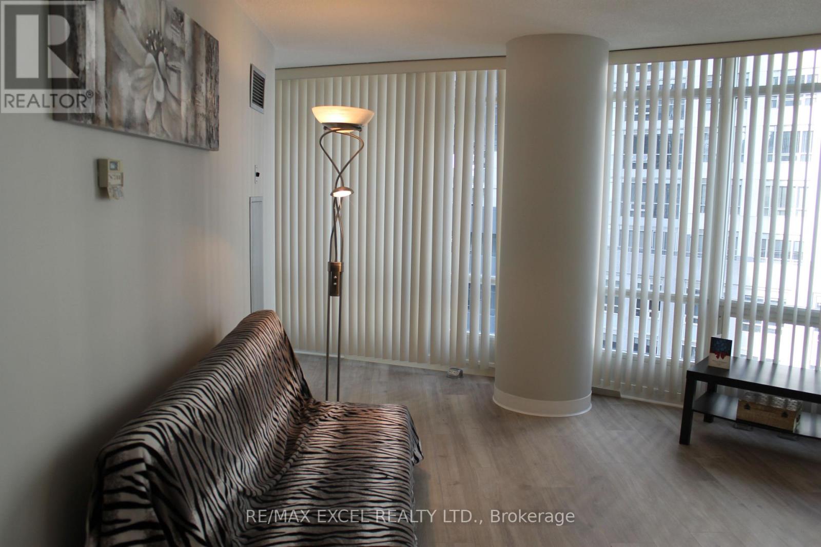 710 - 361 Front Street W, Toronto, Ontario  M5V 3R5 - Photo 8 - C12186152