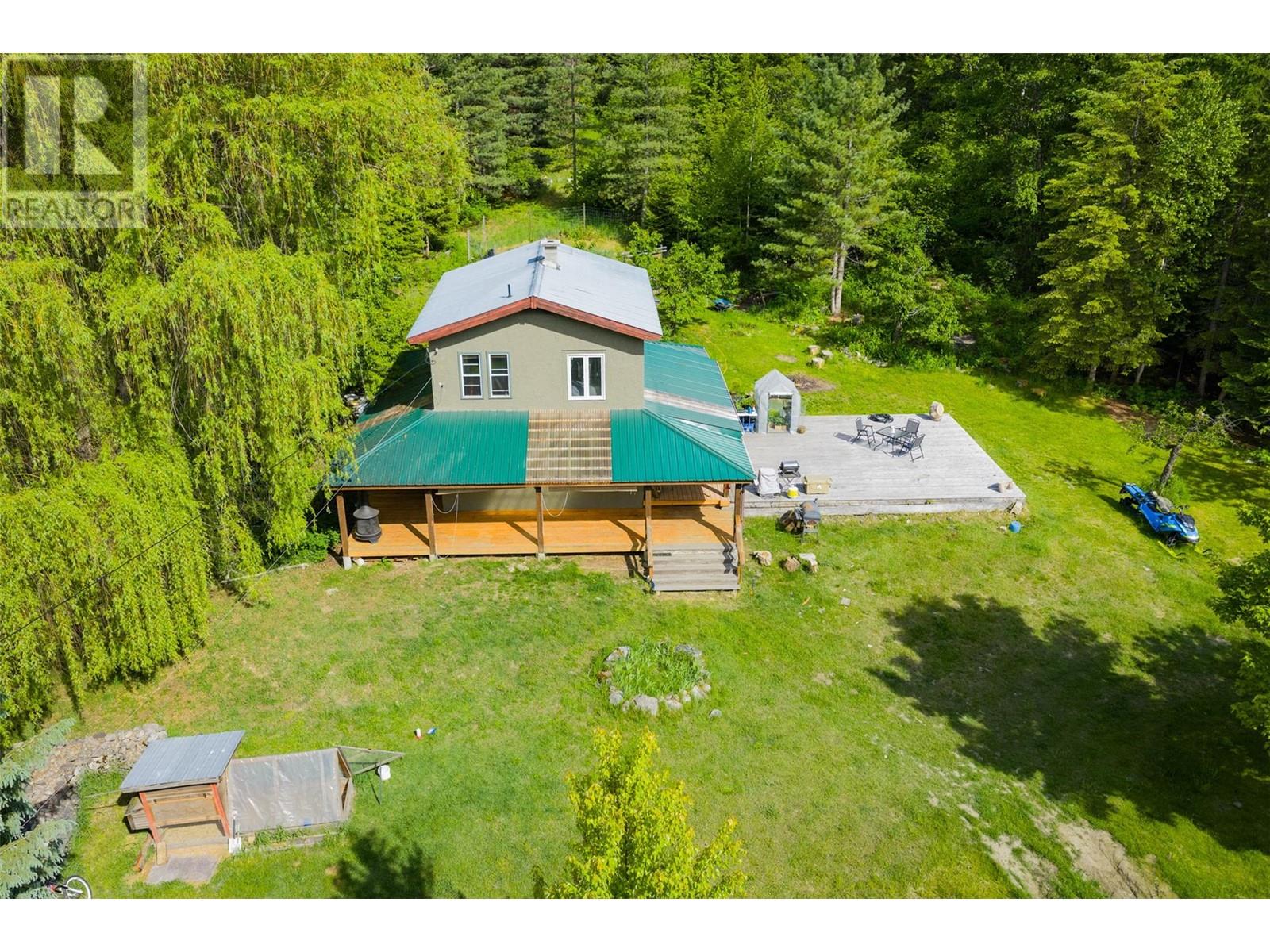7010 Perrys Cemetary Road, Winlaw, British Columbia  V0G 2J0 - Photo 32 - 10350136