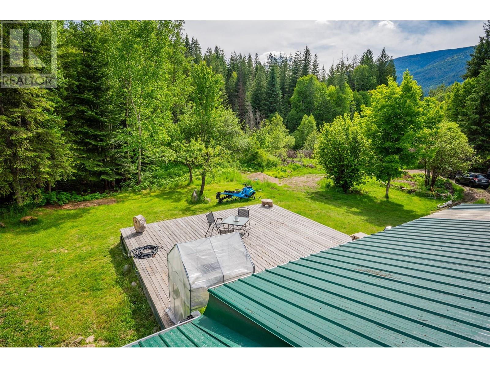 7010 Perrys Cemetary Road, Winlaw, British Columbia  V0G 2J0 - Photo 30 - 10350136