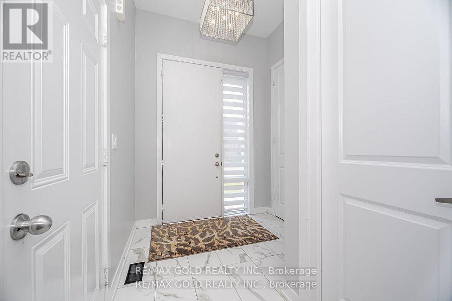 Property at 49 ARGELIA CRESCENT image 5