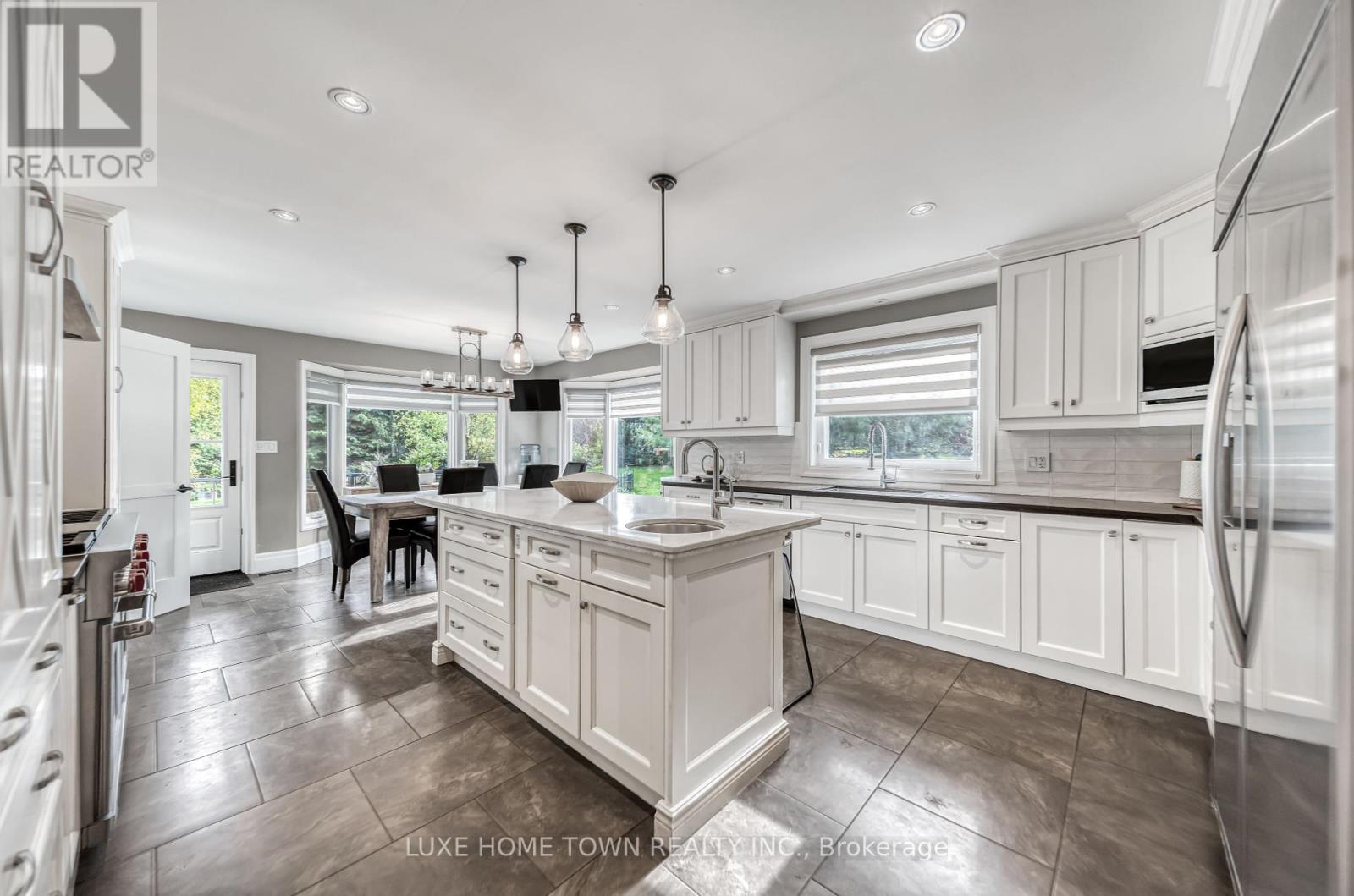 7038 Guelph Line, Milton, Ontario  L0P 1B0 - Photo 11 - W12186142