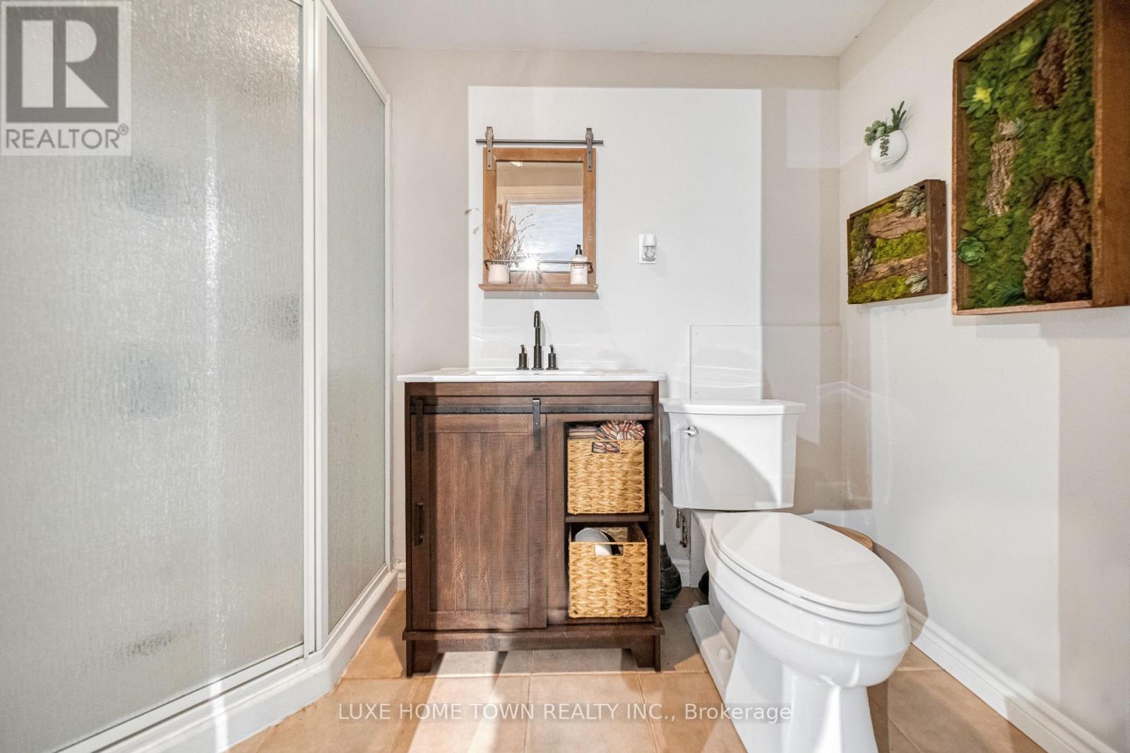 7038 Guelph Line, Milton, Ontario  L0P 1B0 - Photo 19 - W12186142