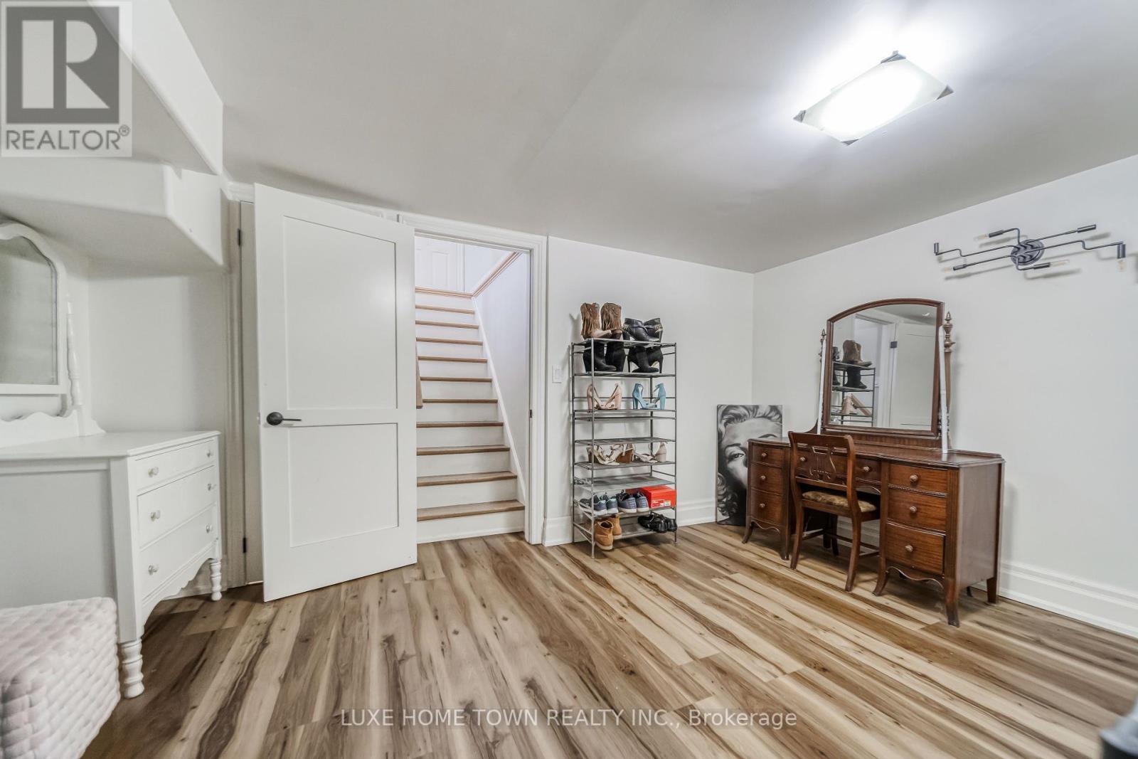 7038 Guelph Line, Milton, Ontario  L0P 1B0 - Photo 26 - W12186142