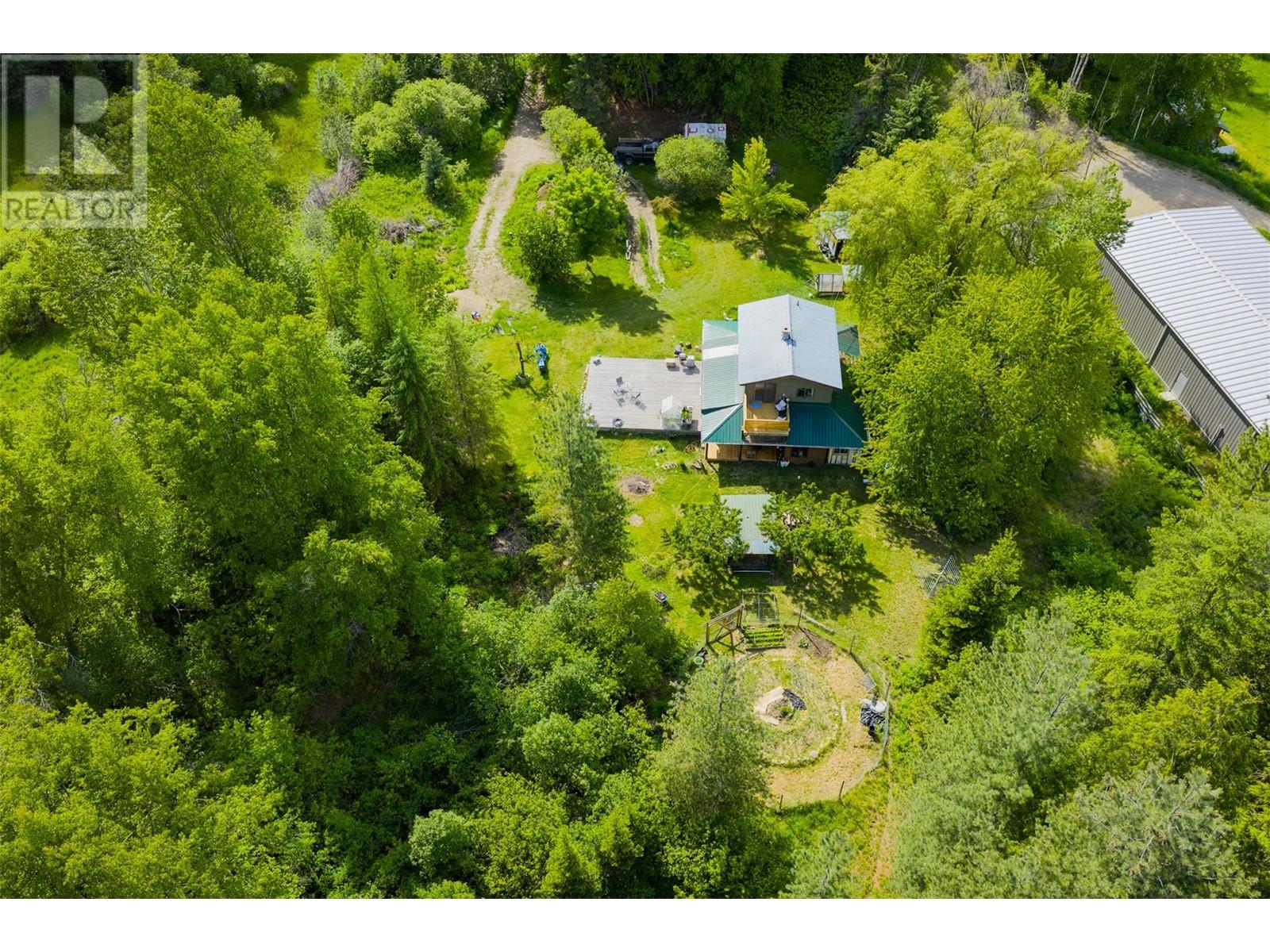 7010 Perrys Cemetary Road, Winlaw, British Columbia  V0G 2J0 - Photo 36 - 10350136