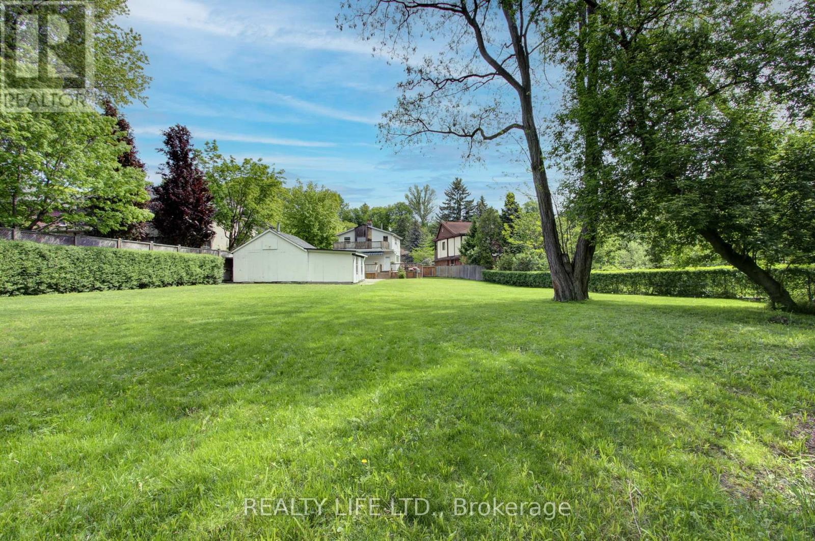 48 Bonnyview Drive, Toronto (Stonegate-Queensway), Ontario  M8Y 3G6 - Photo 45 - W12186162