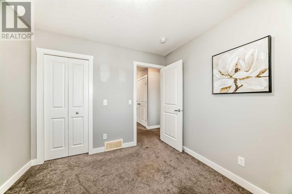 208 Hillcrest Road Sw, Airdrie, Alberta  T4B 4J8 - Photo 24 - A2224218