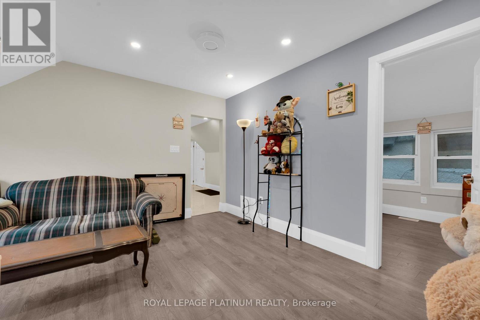 311-313 Gilmore Road, Fort Erie (Lakeshore), Ontario  L2A 2M9 - Photo 18 - X12186151