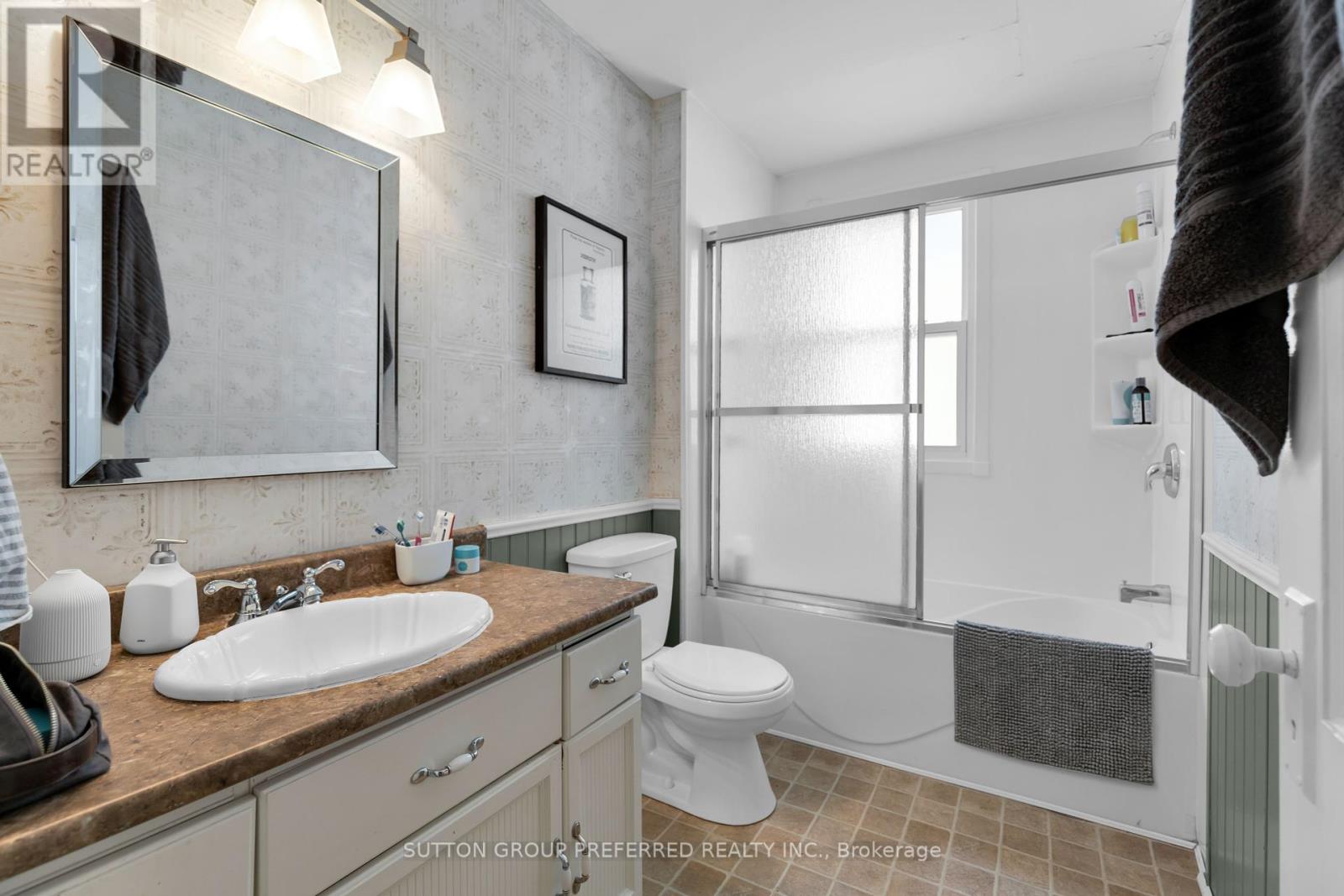 841 Dufferin Avenue, London East, Ontario  N5W 3J9 - Photo 20 - X12186211