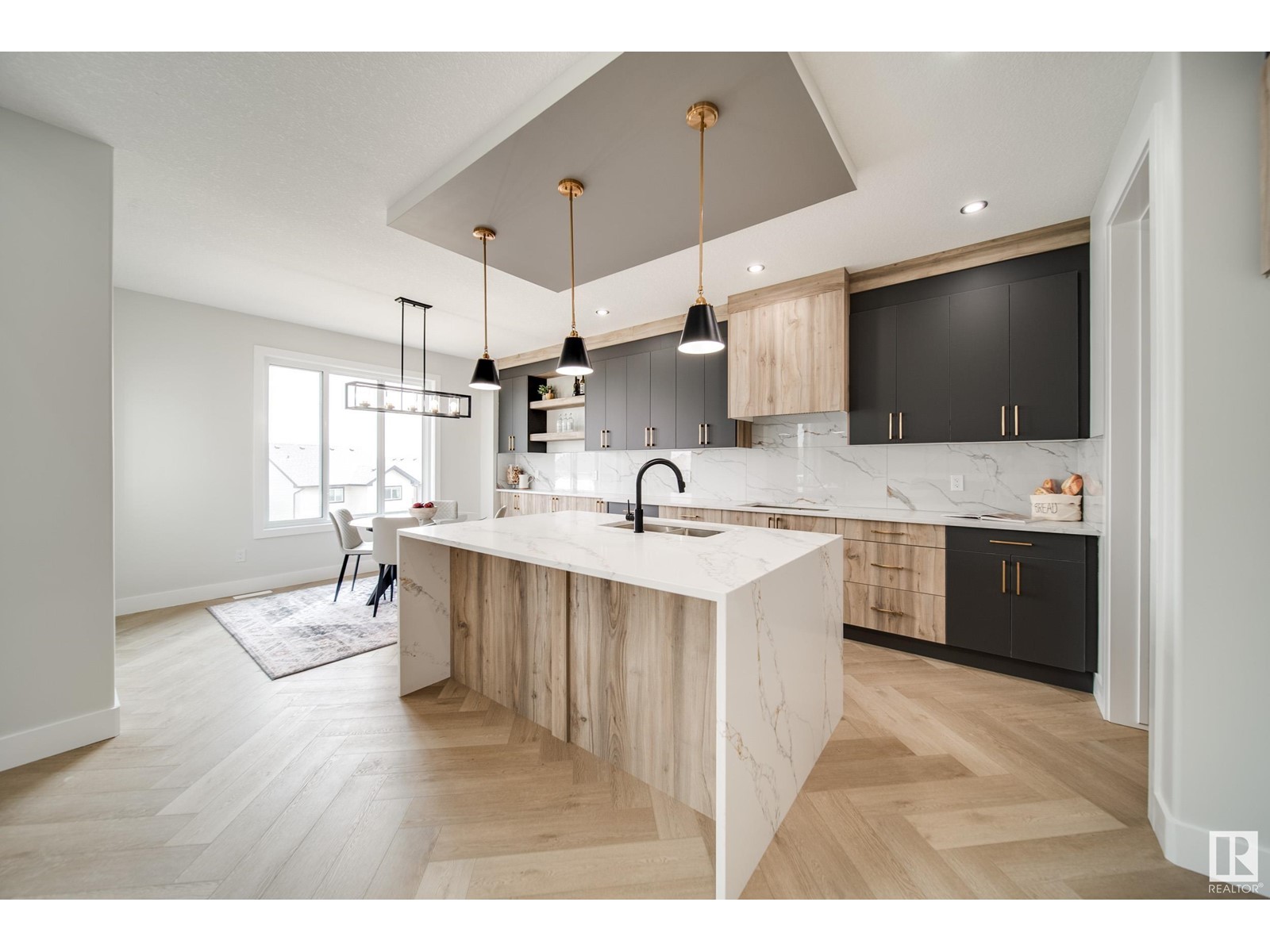 17043 45 St Nw, Edmonton, Alberta  T5Y 4C9 - Photo 6 - E4435688