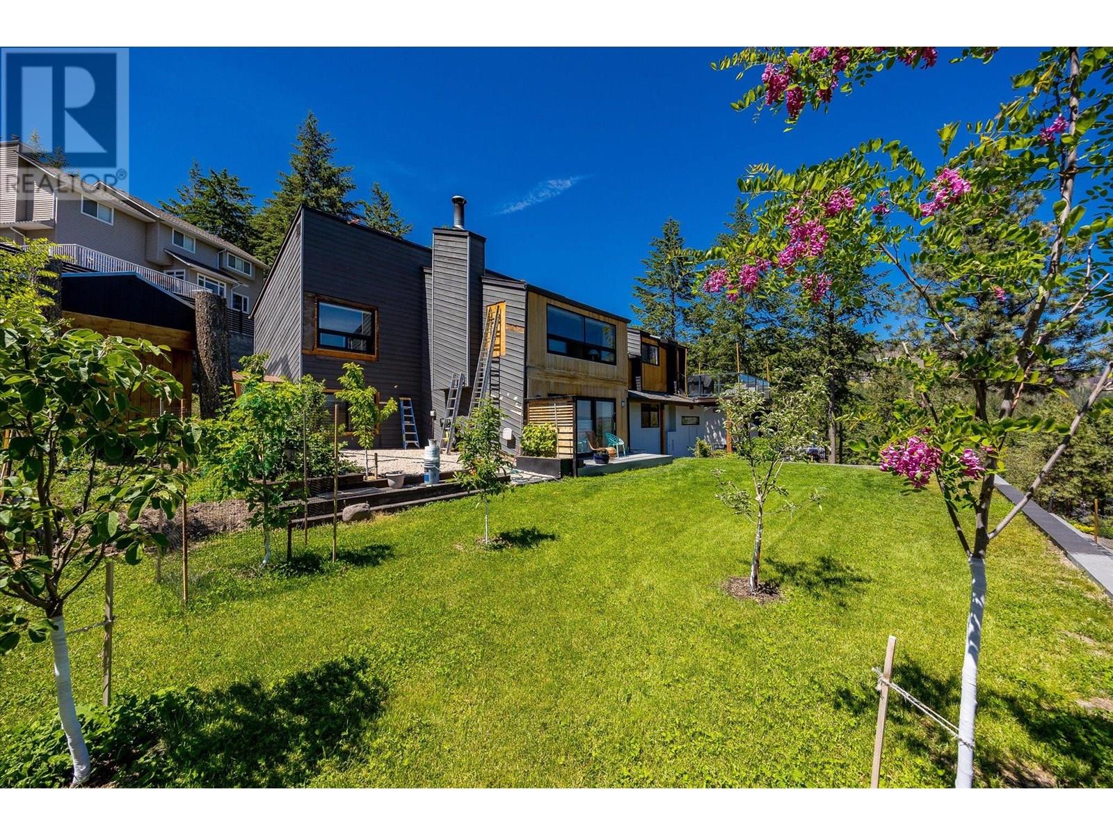 1632 Griffiths Place, West Kelowna, British Columbia  V1Z 2T7 - Photo 31 - 10350129