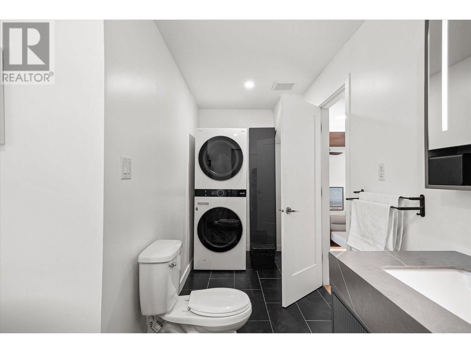 1632 Griffiths Place, West Kelowna, British Columbia  V1Z 2T7 - Photo 11 - 10350129