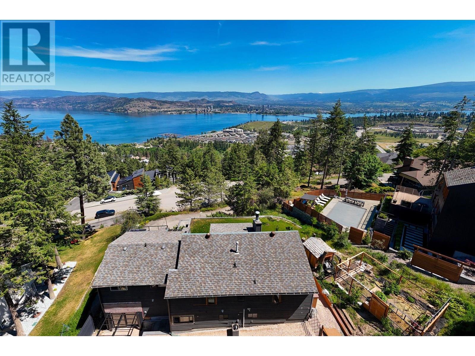 1632 Griffiths Place, West Kelowna, British Columbia  V1Z 2T7 - Photo 2 - 10350129