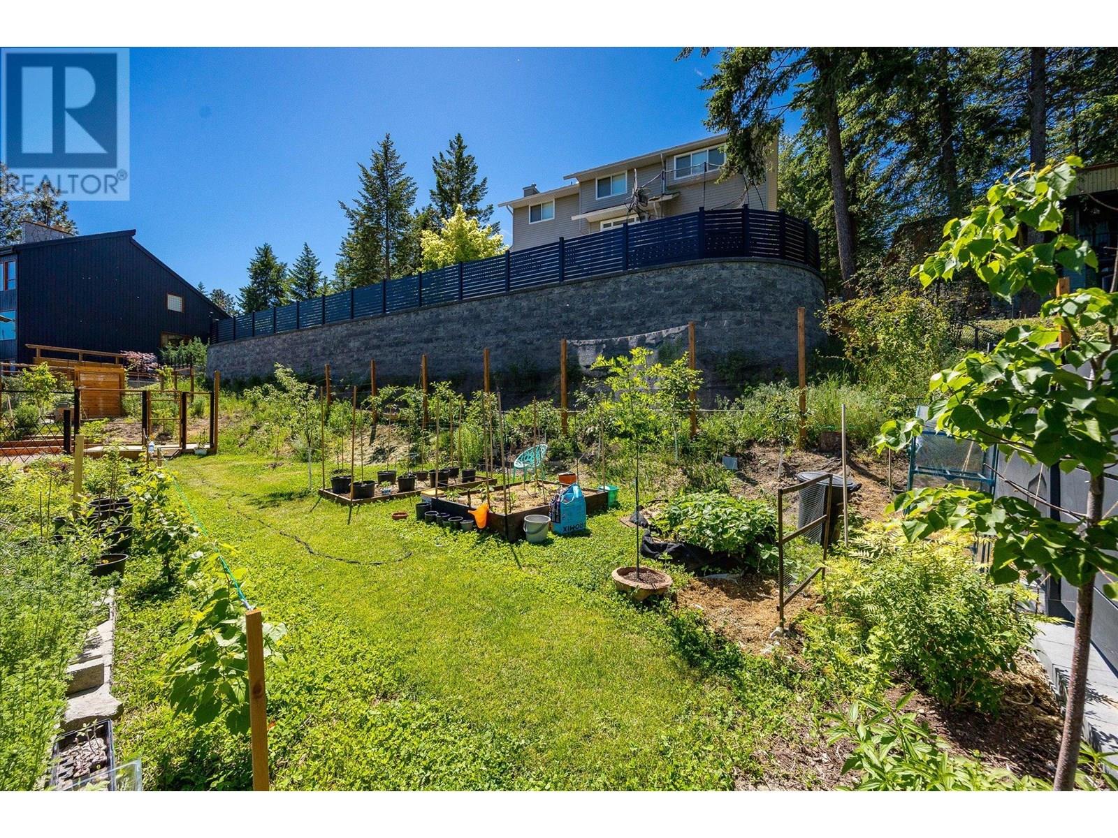 1632 Griffiths Place, West Kelowna, British Columbia  V1Z 2T7 - Photo 39 - 10350129