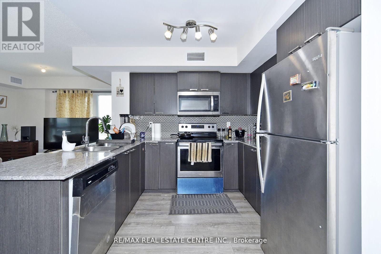 808 - 2152 Lawrence Avenue E, Toronto, Ontario  M1R 0B7 - Photo 8 - E12146100