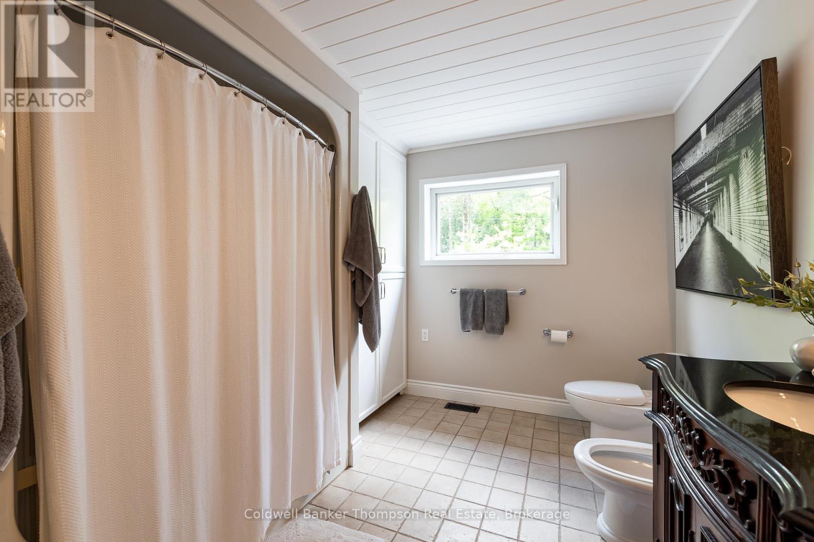 24 Brian Road, Bracebridge, Ontario  P1L 1A5 - Photo 38 - X12186190