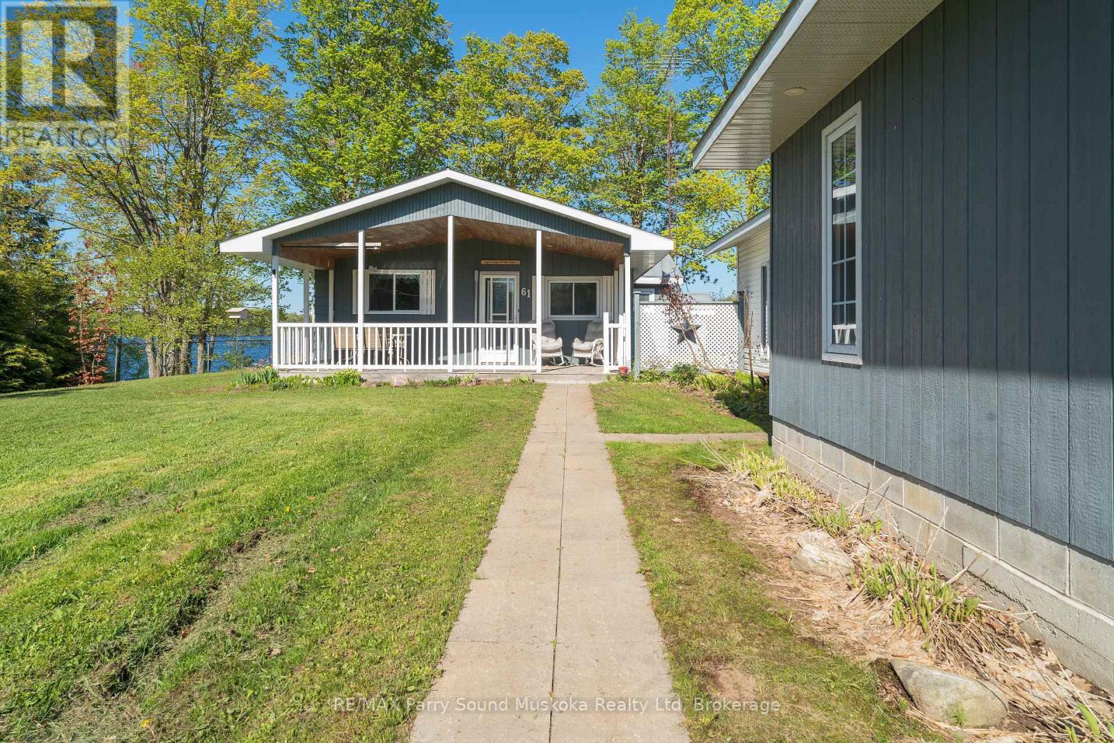 61 Stewart Street, Georgian Bay, Ontario  P0C 1H0 - Photo 2 - X12186196