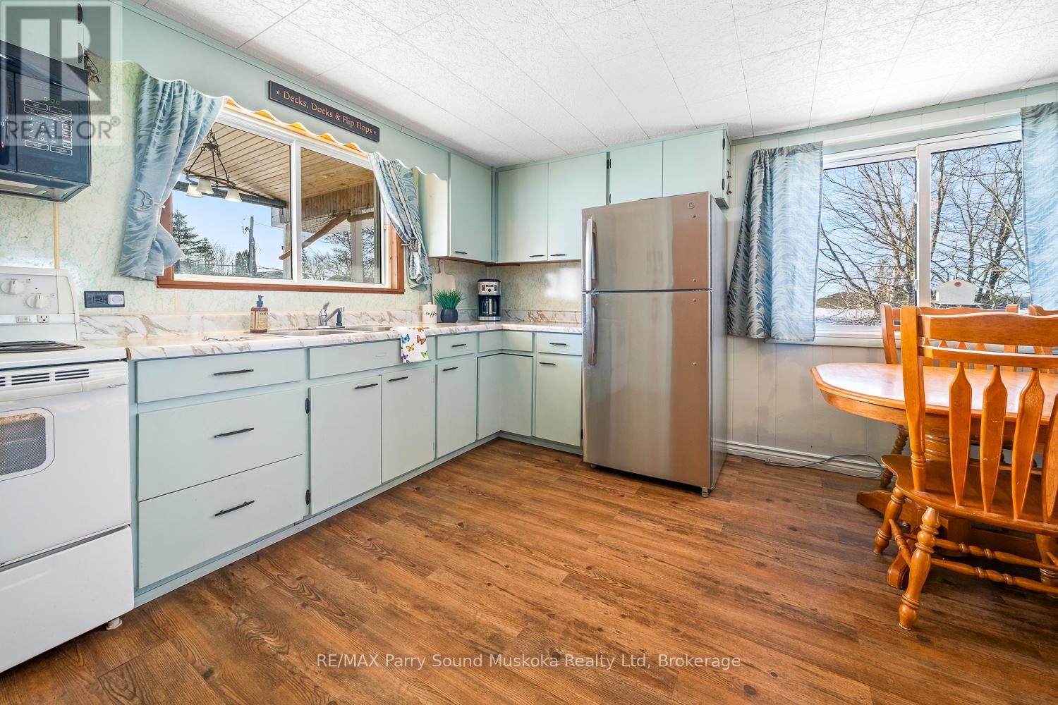 61 Stewart Street, Georgian Bay, Ontario  P0C 1H0 - Photo 26 - X12186196